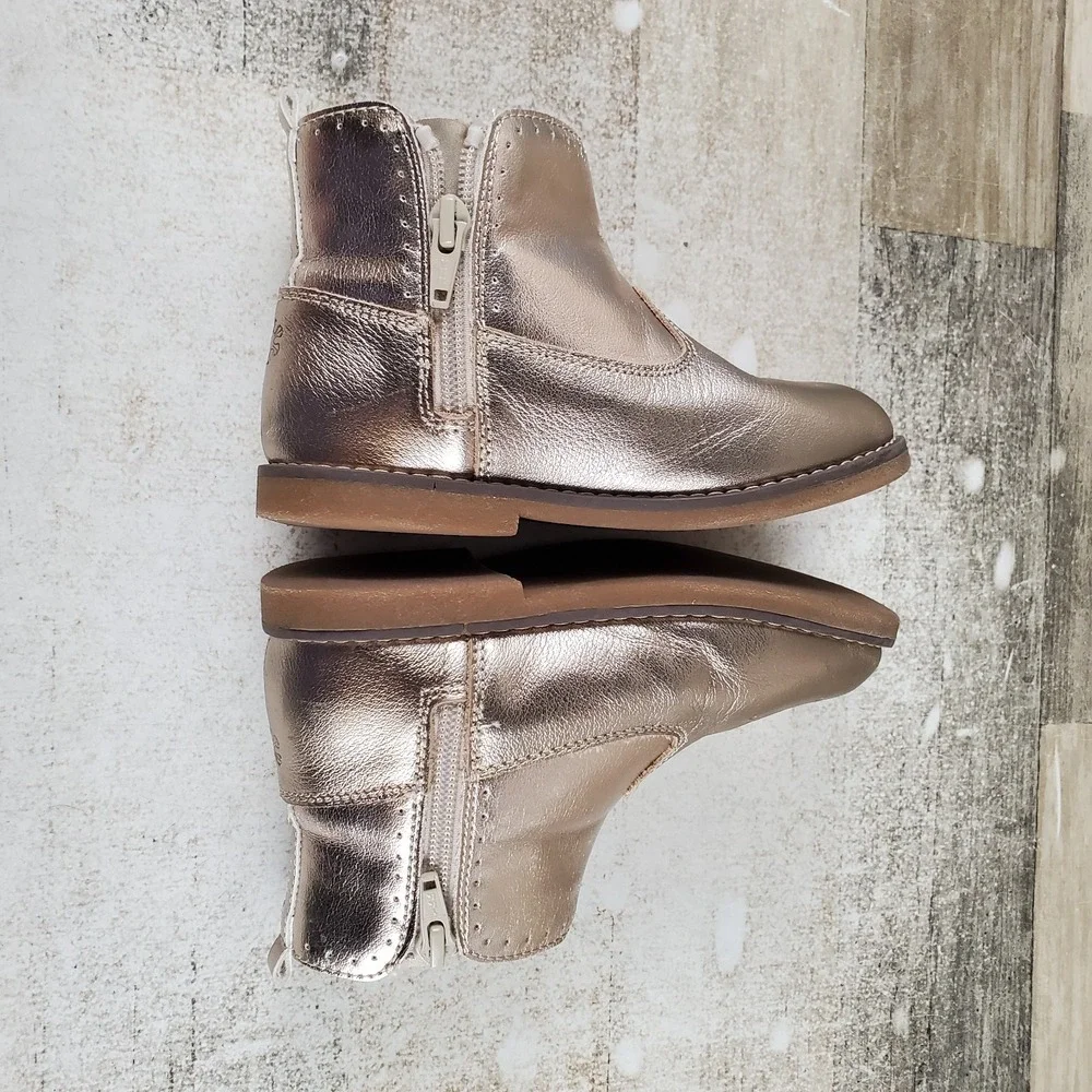 Stride Rite Stella Girls Ankle Boot Sz 10 W Gold Leather Side Zip Perforated Toe